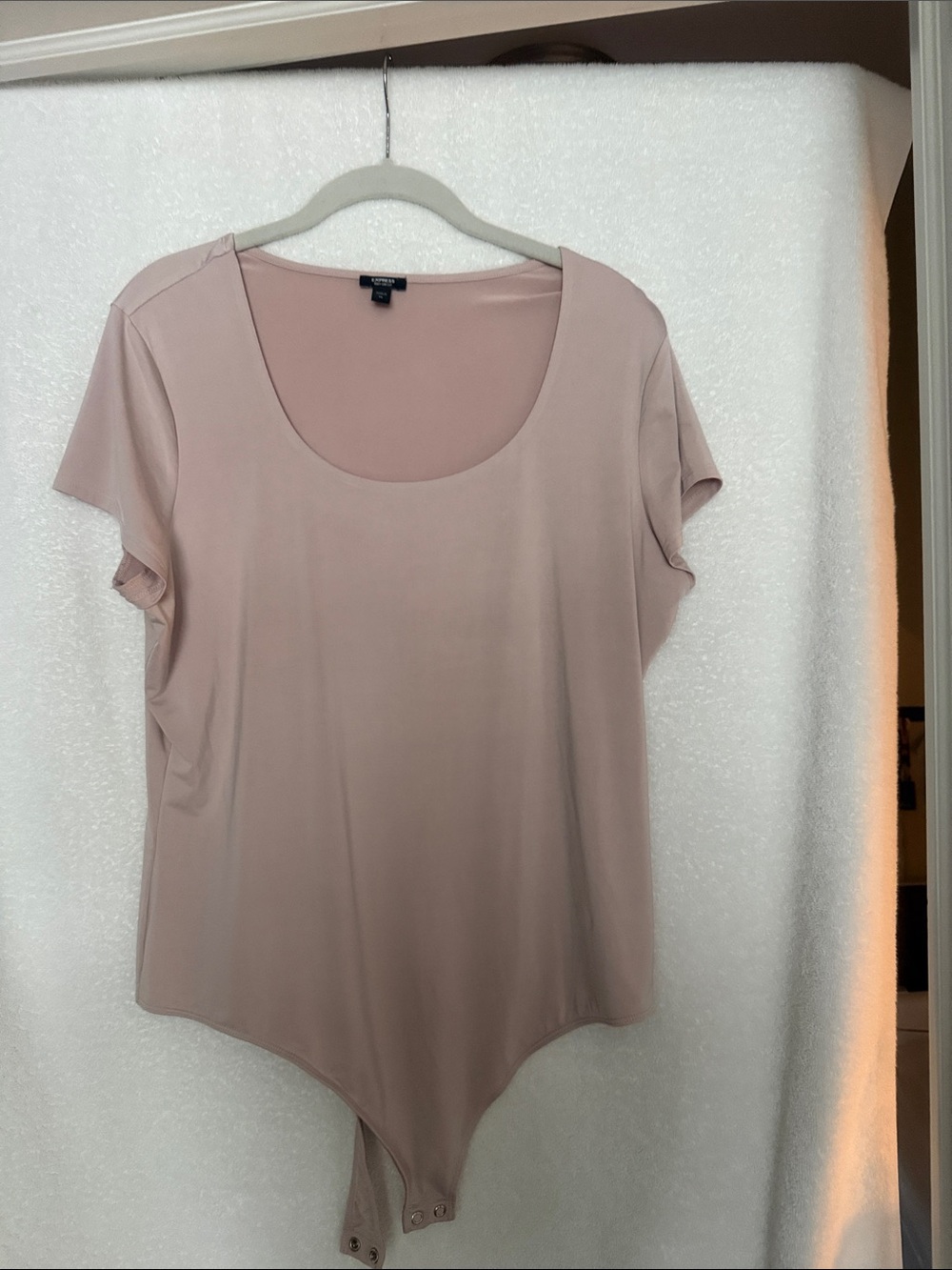 Express Scoop Neck Short Sleeve Bodysuit - Blush XL